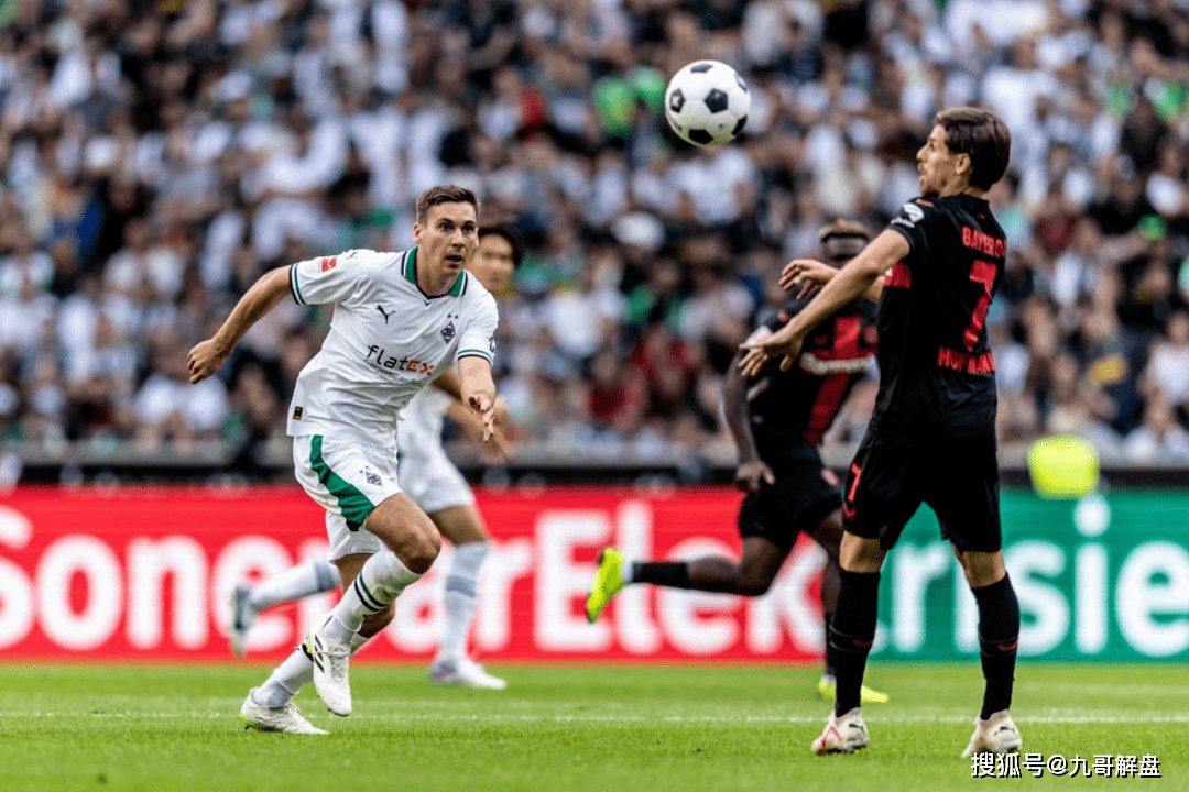 门兴格拉德巴赫训练开放日；窗口期遗憾出局引欢呼；德国杯在即；阵容厚度经受考验-开云入口